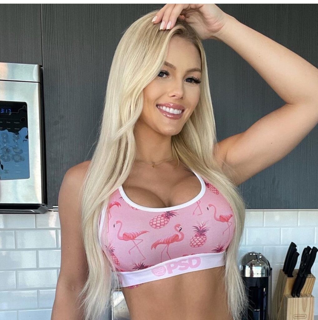 Scarlettkissesxo Age, Career, Height, Education, Family, Boyfriend, Net Worth 2026