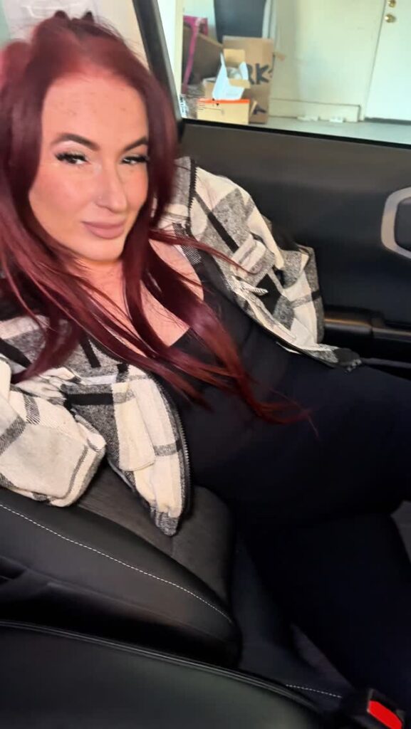 Who Is Scarlett Venom? Complete Biography & Net Worth 2026