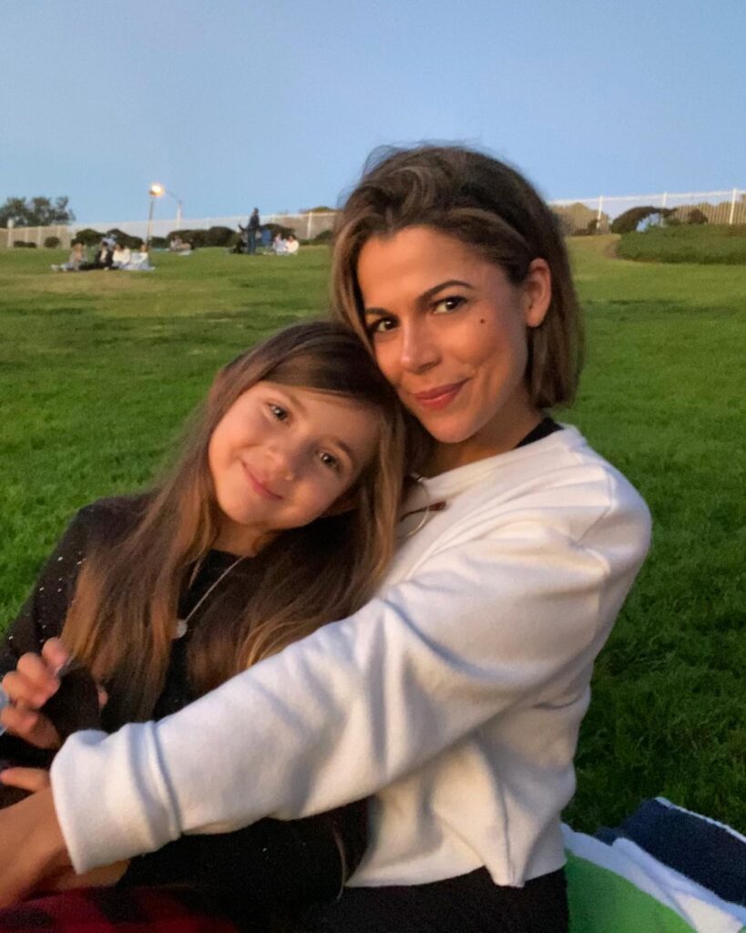 Who Is Annie King? Age, Career, Height & Net Worth